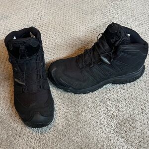 Salomon Men's Black Athletic Shoes